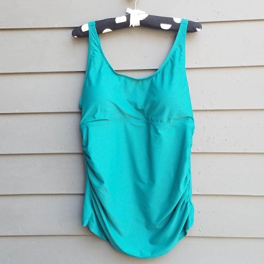 NWT Serra L Green Swimsuit Top Size Large (12-14)